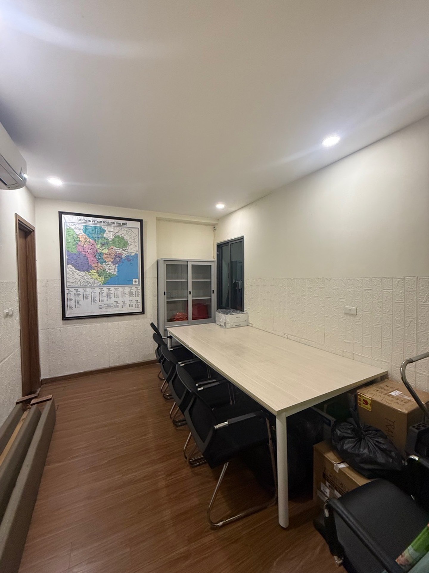 Bán nhà Nguyễn Xiển - diện tích 74m2 1 tầng - Chung cư cao cấp - giá 6,4 tỷ