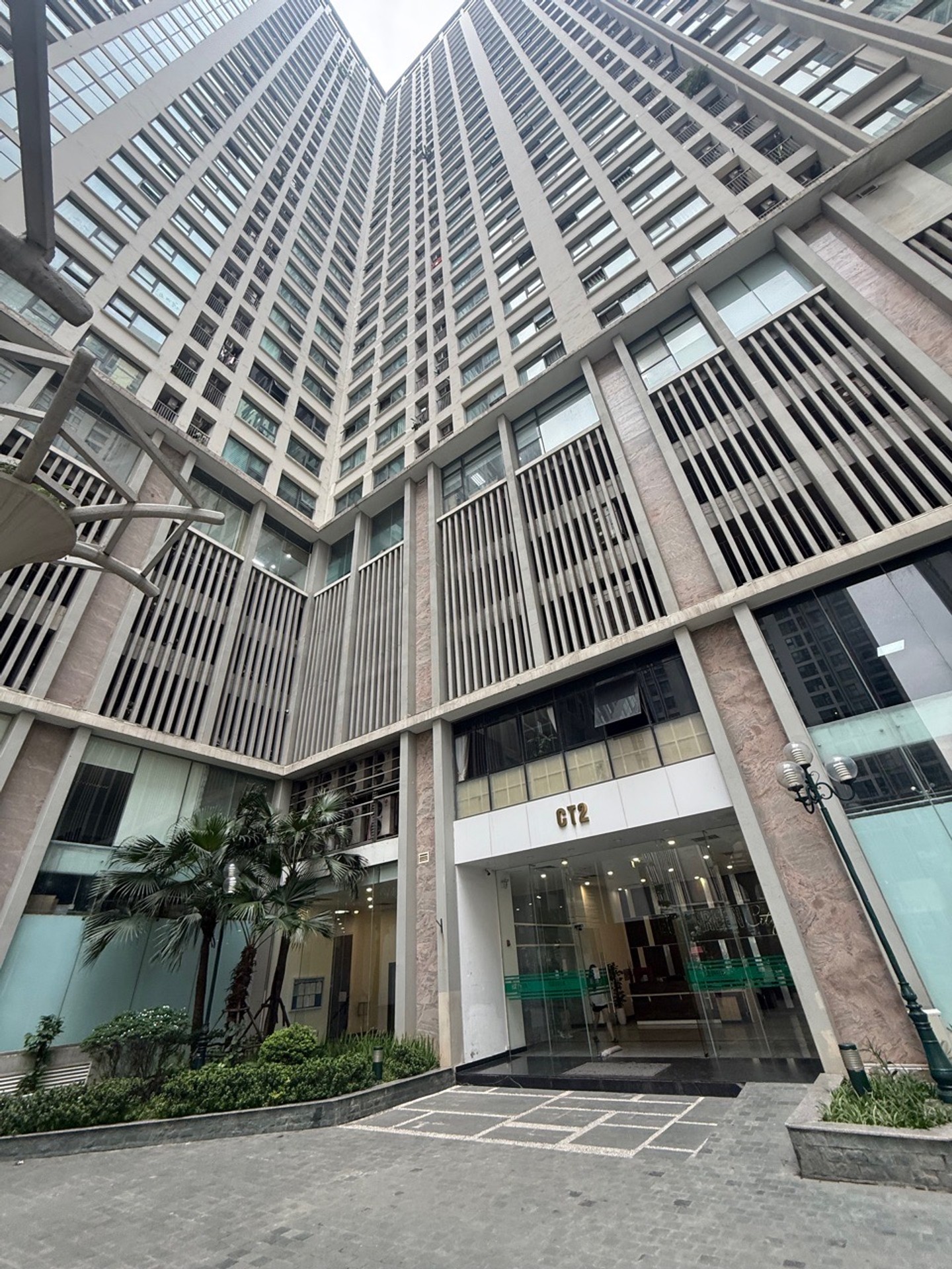 Bán nhà Nguyễn Xiển - diện tích 74m2 1 tầng - Chung cư cao cấp - giá 6,4 tỷ