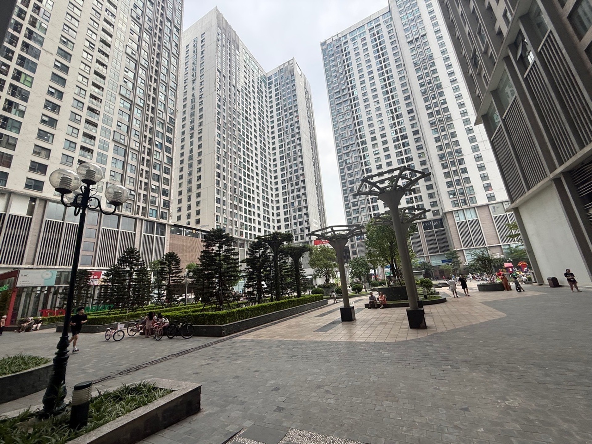 Bán nhà Nguyễn Xiển - diện tích 74m2 1 tầng - Chung cư cao cấp - giá 6,4 tỷ
