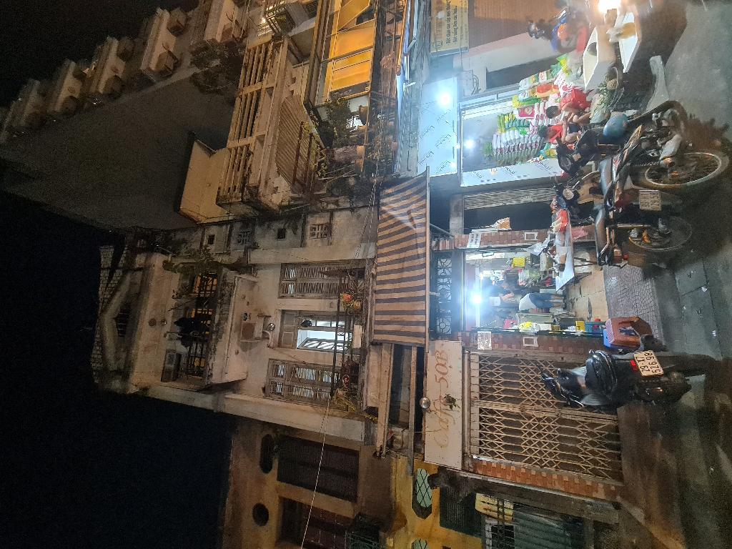 Bán nhà Ngô Sỹ Liên - diện tích 91m2 6 tầng - Mặt ngõ to hơn mặt phố - giá 28,3 tỷ