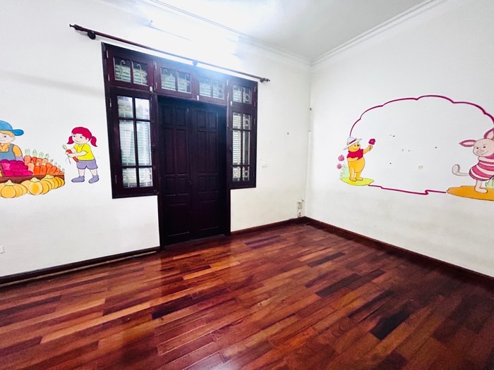 Bán nhà Thanh Lân - diện tích 173m2 3 tầng - Mặt tiền khủng - giá 35,5 tỷ