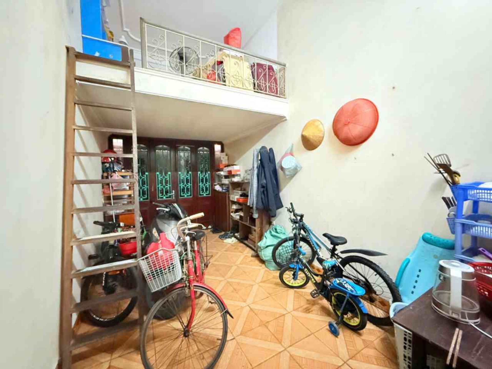 Bán nhà Tạ Quang Bửu - diện tích 44m2 4 tầng - Ô TÔ ĐỖ CỬA - giá 14,6 tỷ