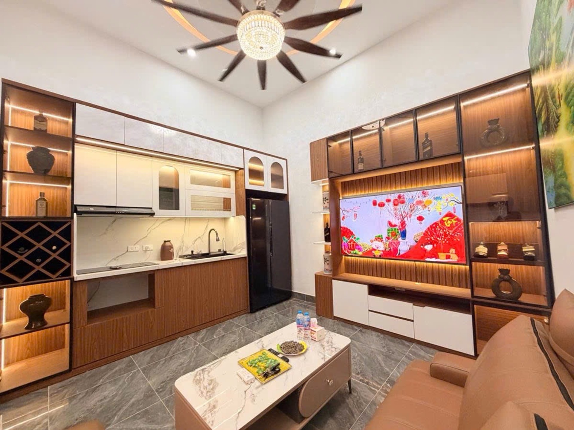 Bán nhà Minh Khai - diện tích 30m2 5 tầng - Sổ đỏ chính chủ - giá 9 tỷ