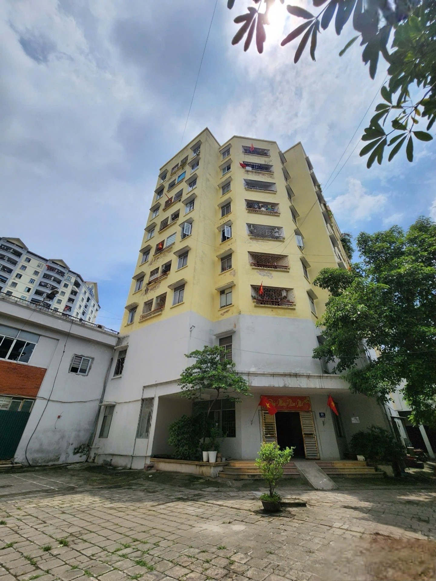 Bán nhà Nguyễn Cảnh Dị - diện tích 32m2 1 tầng - Sổ đỏ riêng - giá 2,88 tỷ
