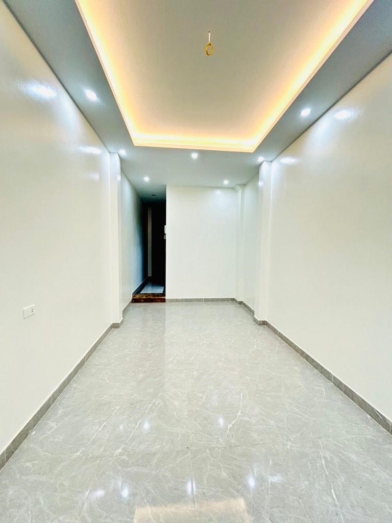 Bán nhà Yên Duyên - diện tích 39m2 5 tầng - MP KINH DOANH - giá 12,8 tỷ