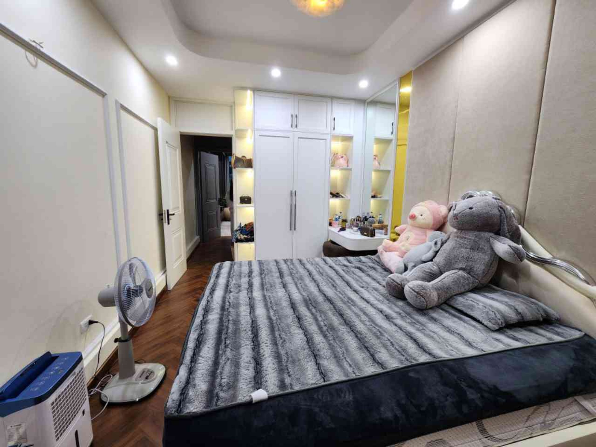 Bán nhà Lò Đúc - diện tích 37m2 3 tầng - Nhà đẹp hiếm có - giá 8,8 tỷ