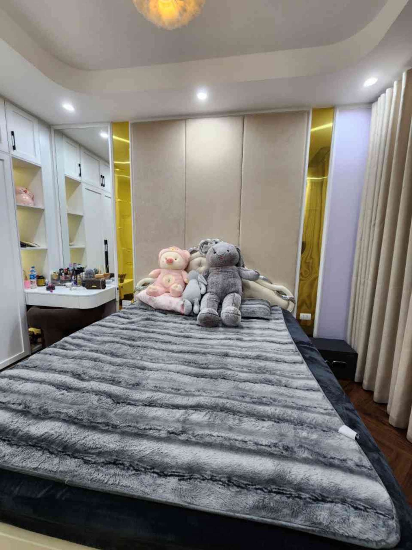 Bán nhà Lò Đúc - diện tích 37m2 3 tầng - Nhà đẹp hiếm có - giá 8,8 tỷ