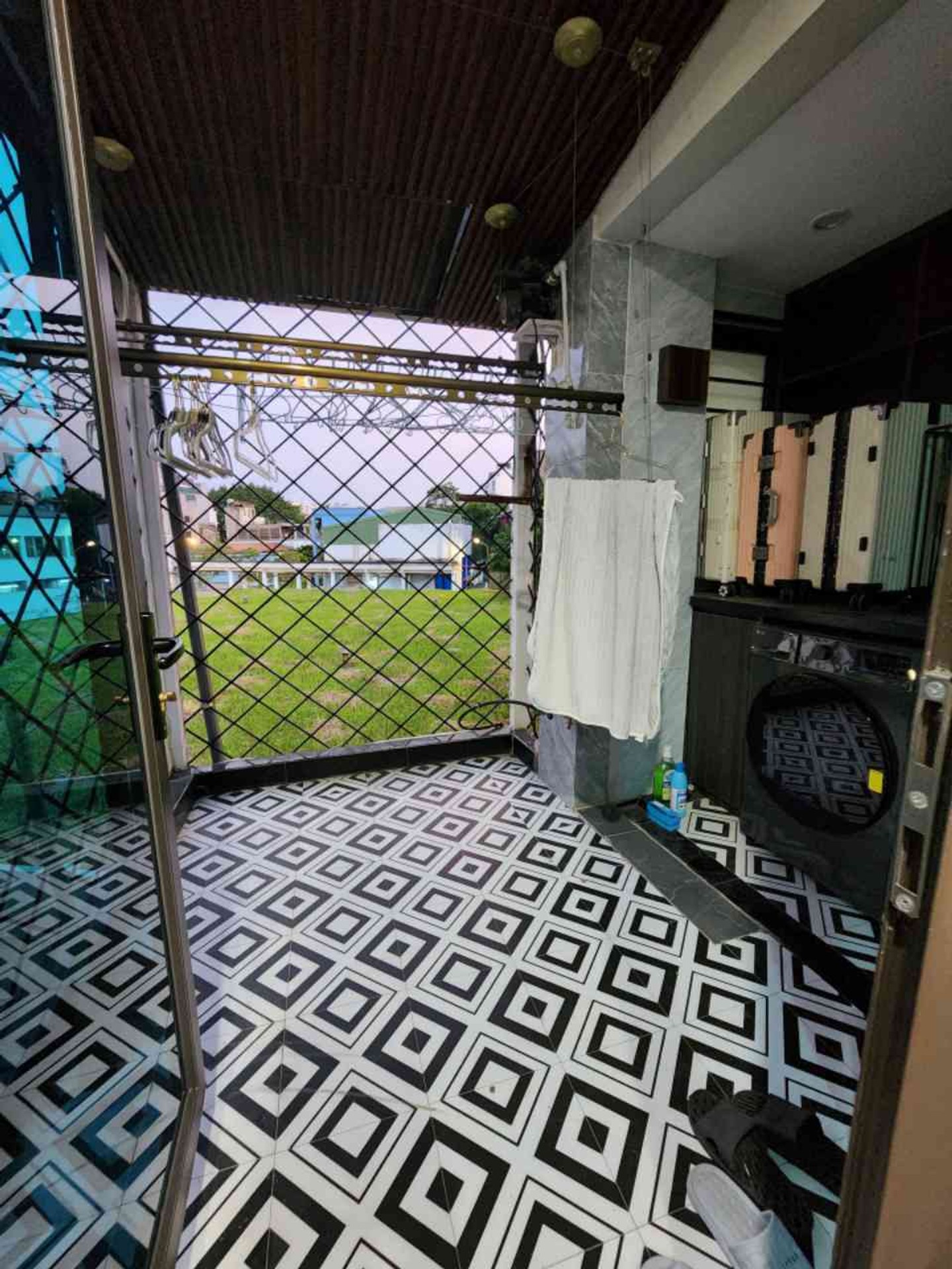 Bán nhà Lò Đúc - diện tích 37m2 3 tầng - Nhà đẹp hiếm có - giá 8,8 tỷ
