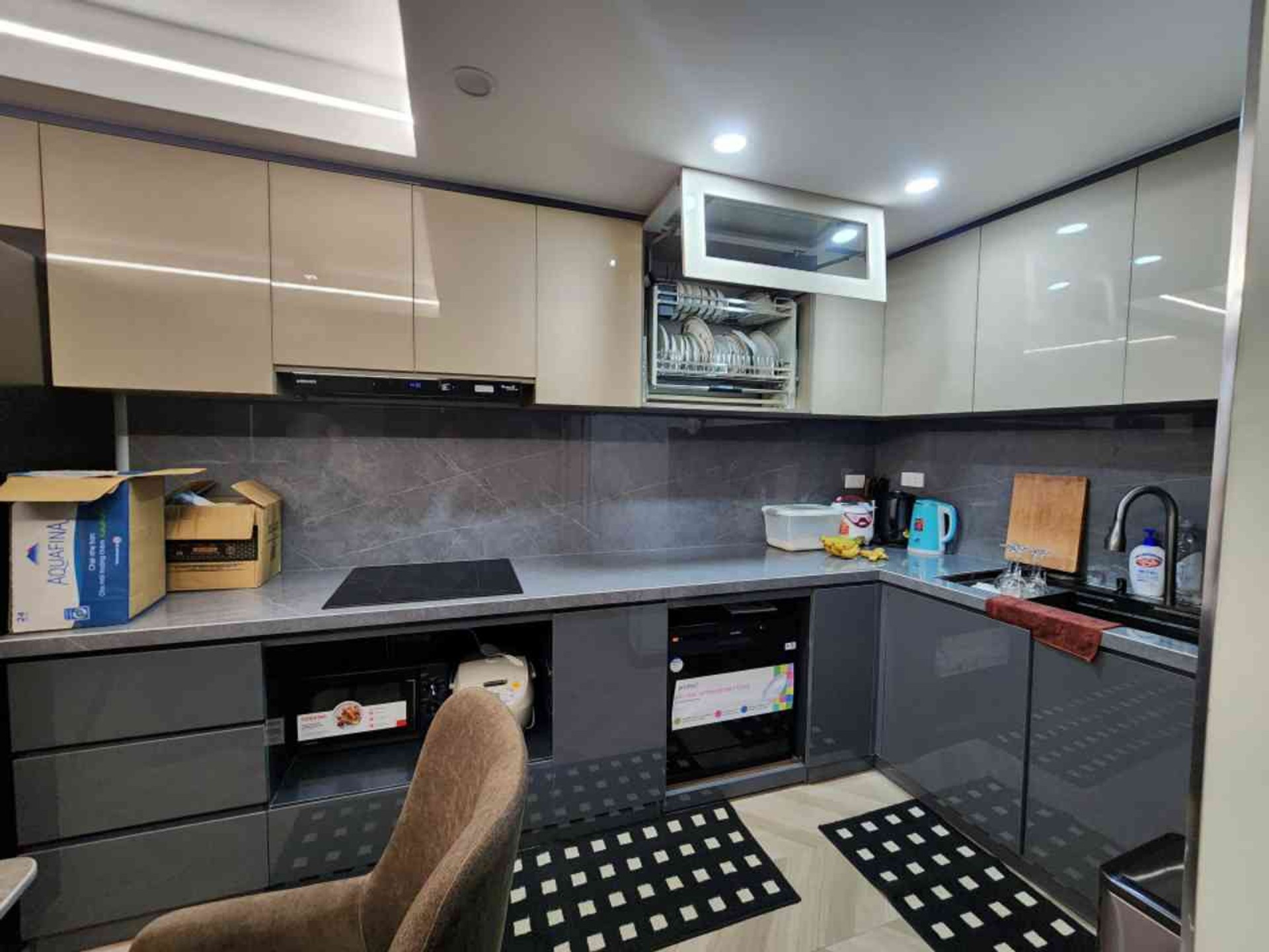 Bán nhà Lò Đúc - diện tích 37m2 3 tầng - Nhà đẹp hiếm có - giá 8,8 tỷ