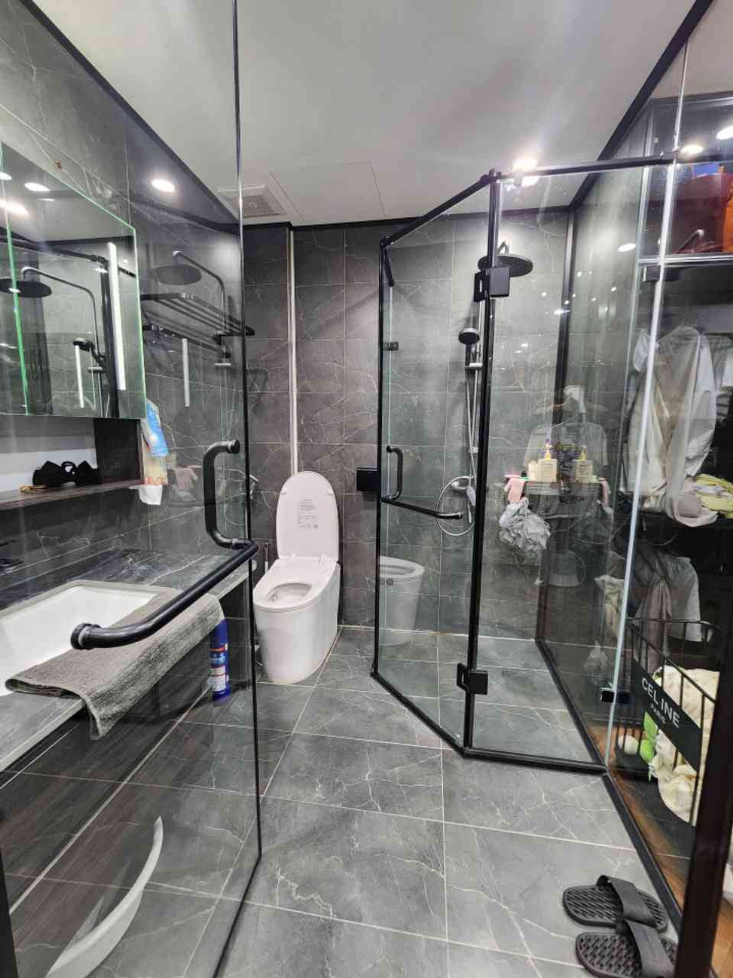 Bán nhà Lò Đúc - diện tích 37m2 3 tầng - Nhà đẹp hiếm có - giá 8,8 tỷ