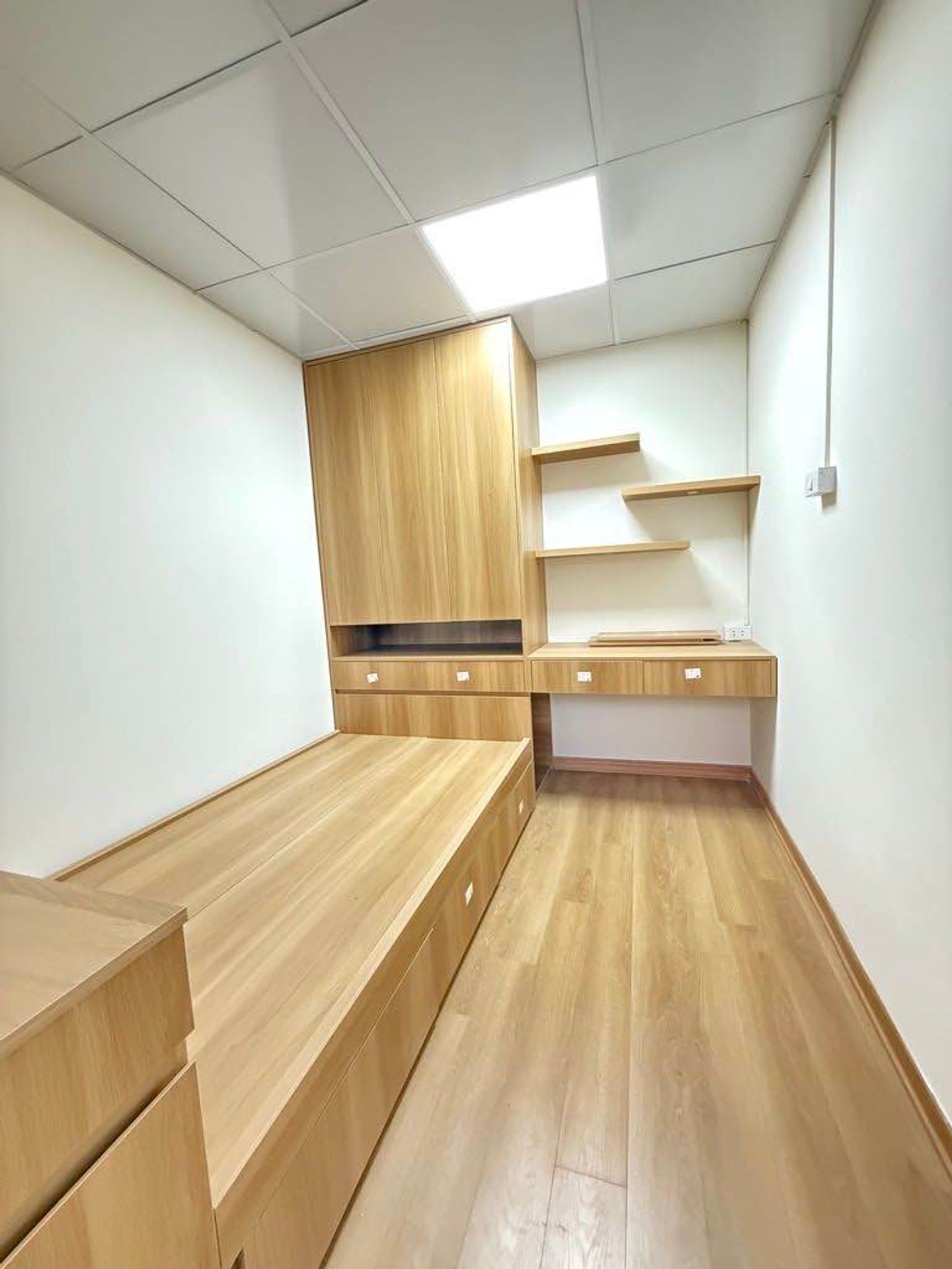 Bán nhà Giải Phóng - diện tích 60m2 5 tầng - Nhà tập thể tầng cao, full nội thất - giá 3,35 tỷ