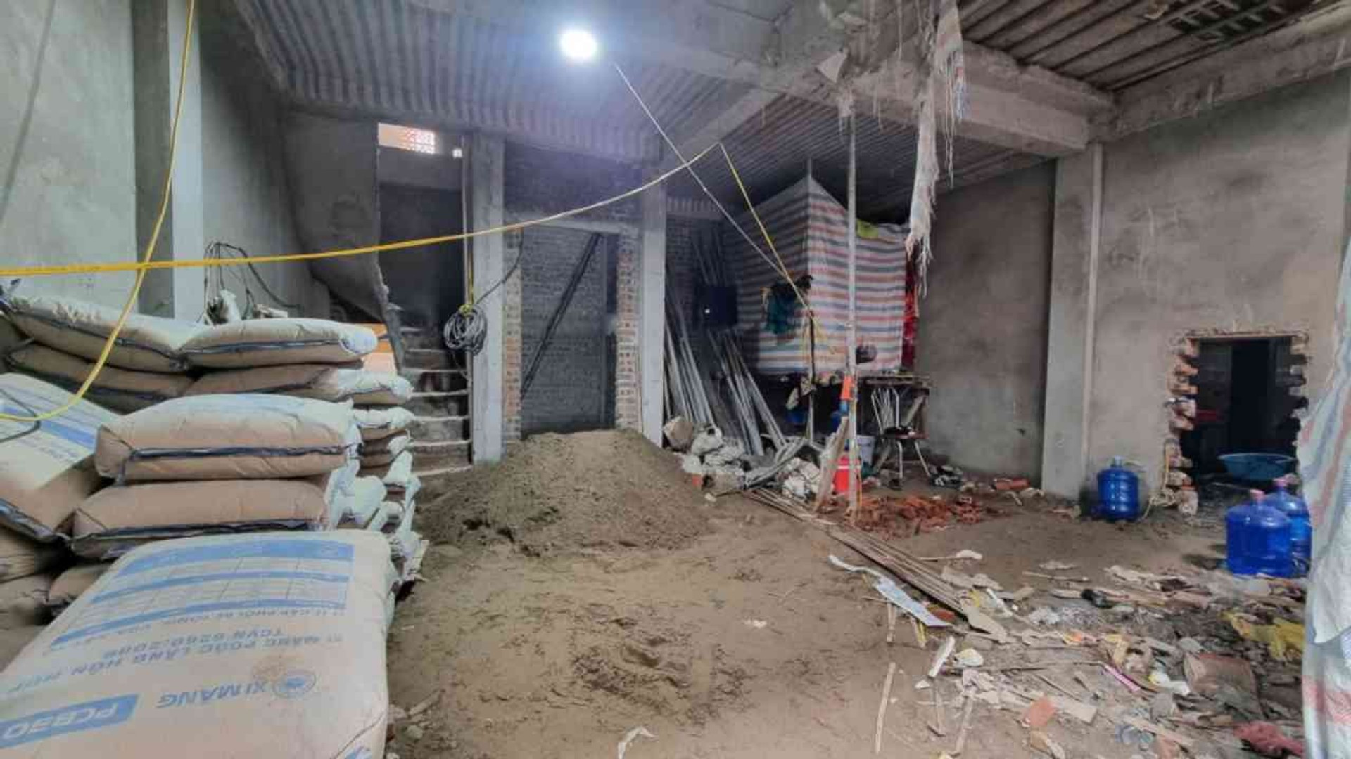 Bán nhà Trương Định - diện tích 58m2 6 tầng - ô tô cách 10m - giá 15,6 tỷ