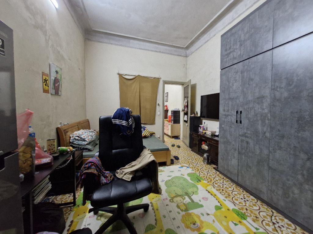 Bán nhà Lương Yên - diện tích 49m2 3 tầng - Sát trường học, kinh doanh tốt - giá 13,3 tỷ