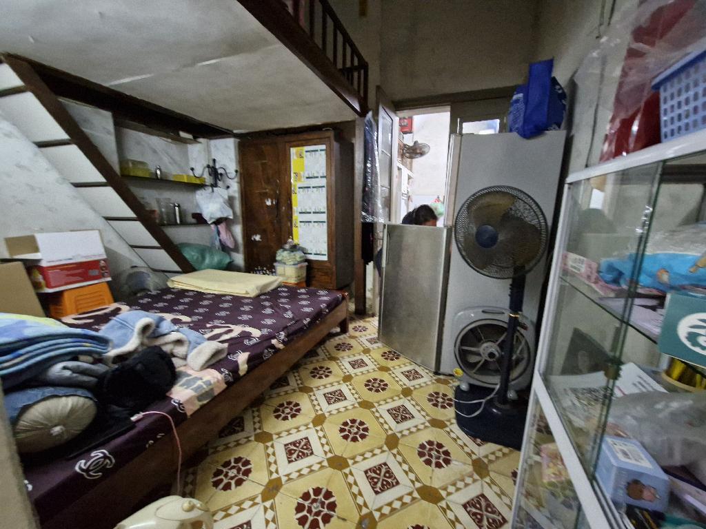 Bán nhà Lương Yên - diện tích 49m2 3 tầng - Sát trường học, kinh doanh tốt - giá 13,3 tỷ