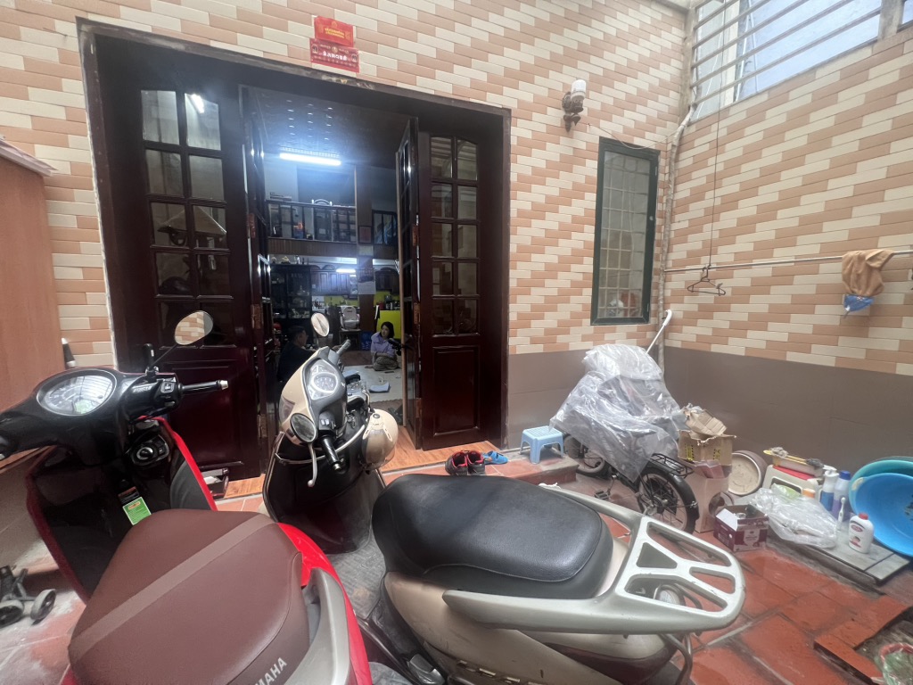 Bán nhà Thái Thịnh - diện tích 130m2 4 tầng - Bán đất tặng nhà - giá 27 tỷ