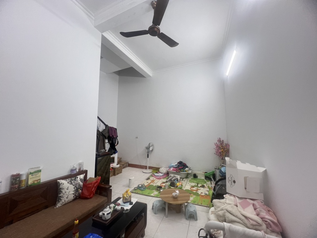 Bán nhà Thái Thịnh - diện tích 130m2 4 tầng - Bán đất tặng nhà - giá 27 tỷ