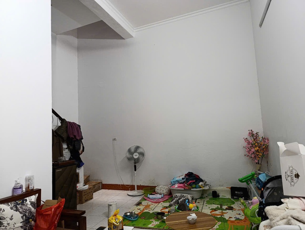 Bán nhà Thái Thịnh - diện tích 130m2 4 tầng - Bán đất tặng nhà - giá 27 tỷ