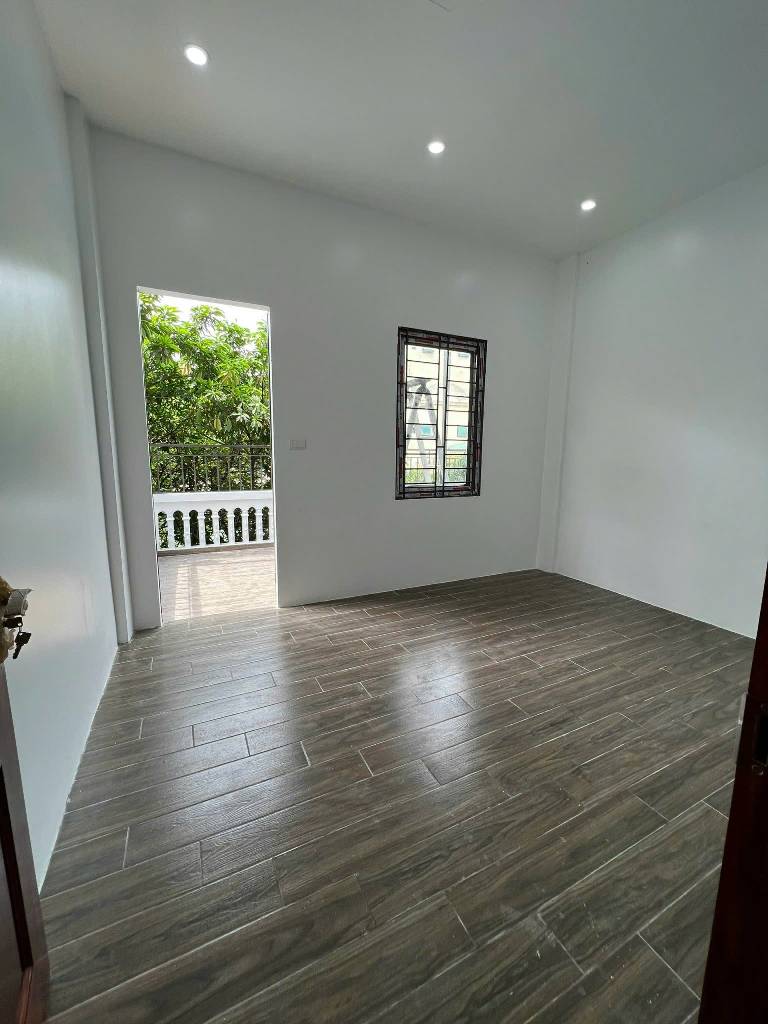 Bán nhà Hồng Mai - diện tích 60m2 3 tầng - Ô tô đỗ cách nhà 30m - giá 19,8 tỷ