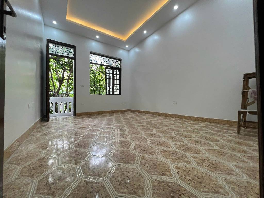 Bán nhà Hồng Mai - diện tích 60m2 3 tầng - Ô tô đỗ cách nhà 30m - giá 19,8 tỷ