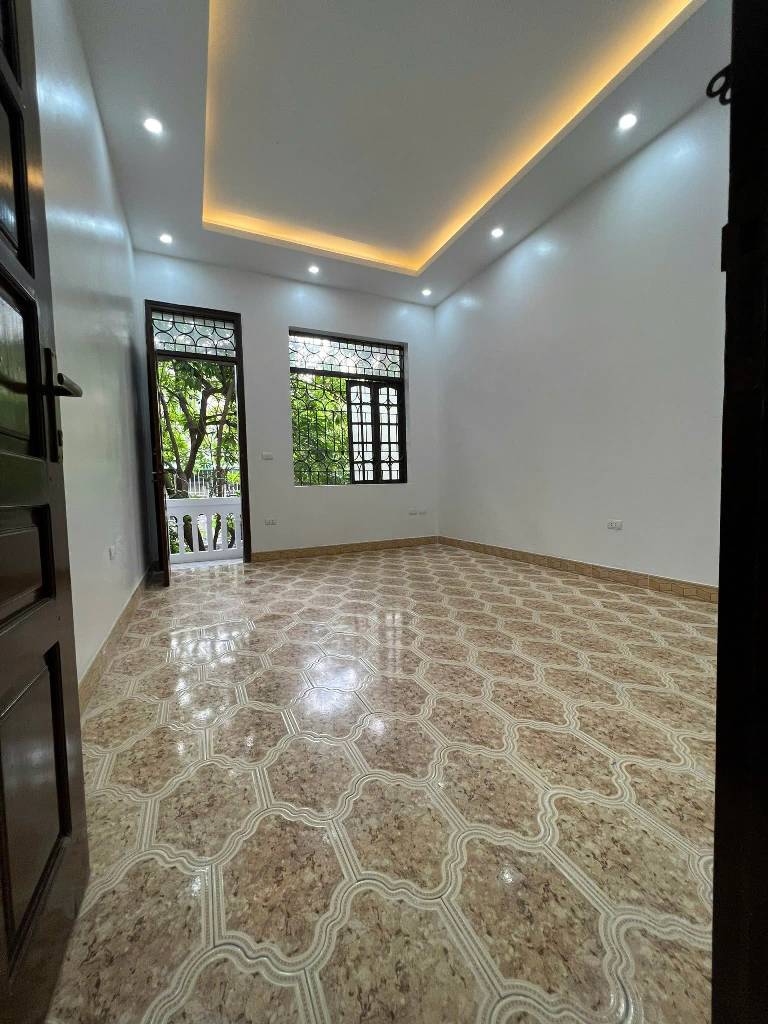 Bán nhà Hồng Mai - diện tích 60m2 3 tầng - Ô tô đỗ cách nhà 30m - giá 19,8 tỷ