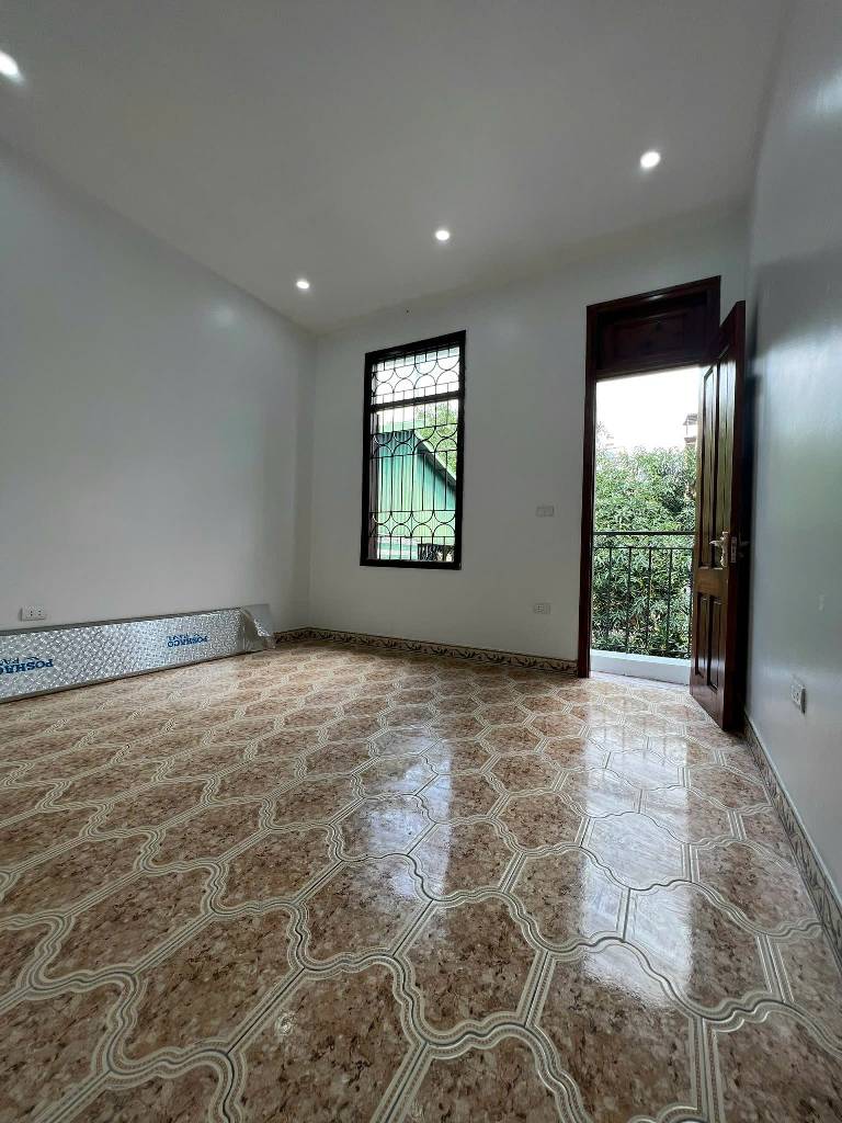 Bán nhà Hồng Mai - diện tích 60m2 3 tầng - Ô tô đỗ cách nhà 30m - giá 19,8 tỷ