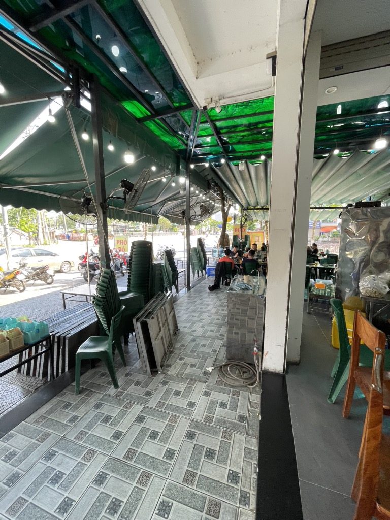 Bán nhà Ao Sào - diện tích 200m2 4 tầng - MẶT PHỐ LÔ GÓC 3 THOÁNG - giá 65 tỷ