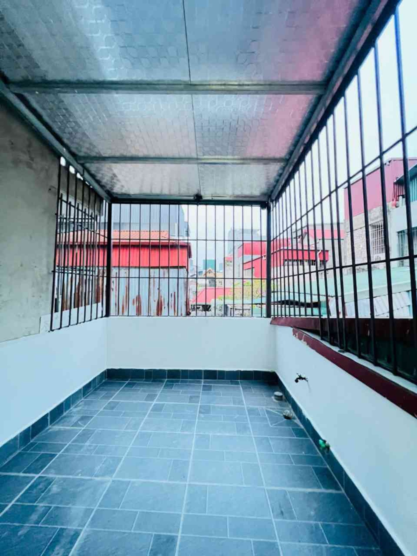 Bán nhà Hòa Bình - diện tích 18m2 5 tầng - Nhà đẹp ở ngay - giá 6,45 tỷ