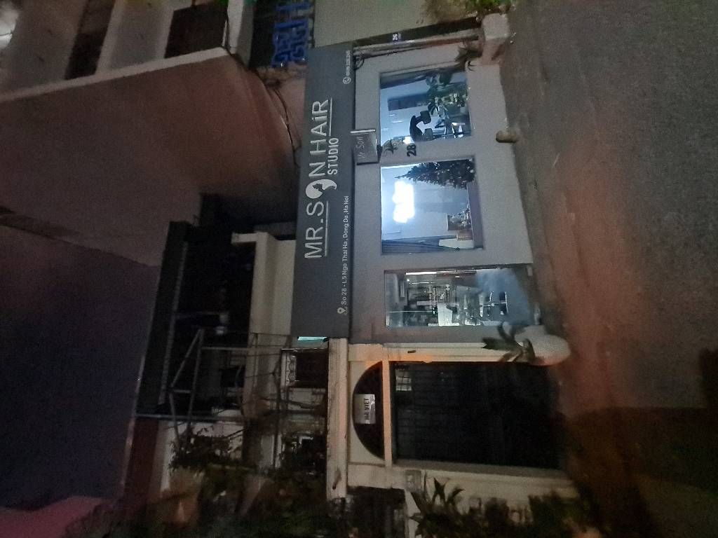 Bán nhà Ngõ Thái Hà - diện tích 103m2 3 tầng - ô tô tránh - giá 47 tỷ