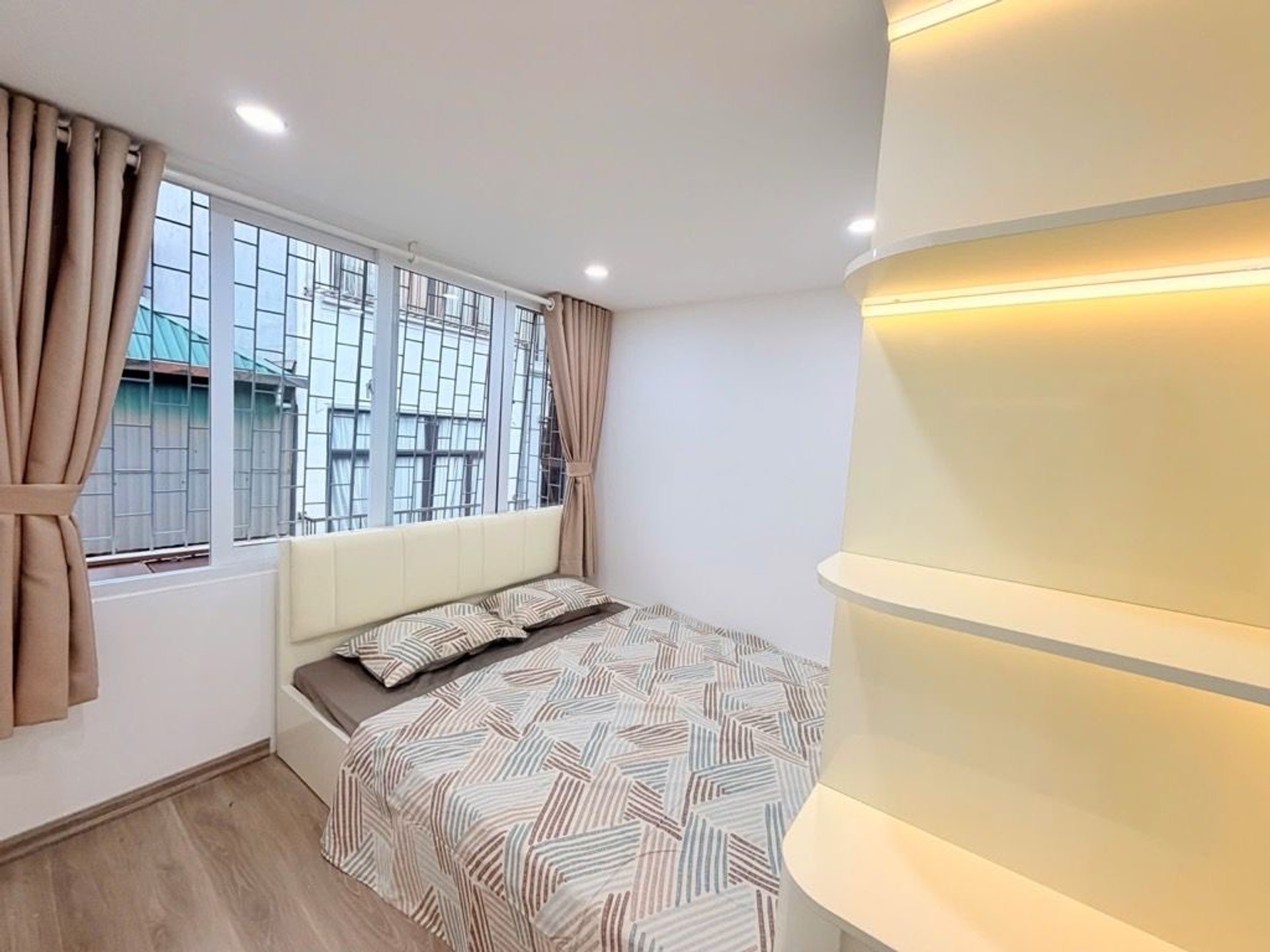 Bán nhà Giải Phóng - diện tích 80m2 1 tầng - Sổ đỏ chính chủ - giá 4,35 tỷ