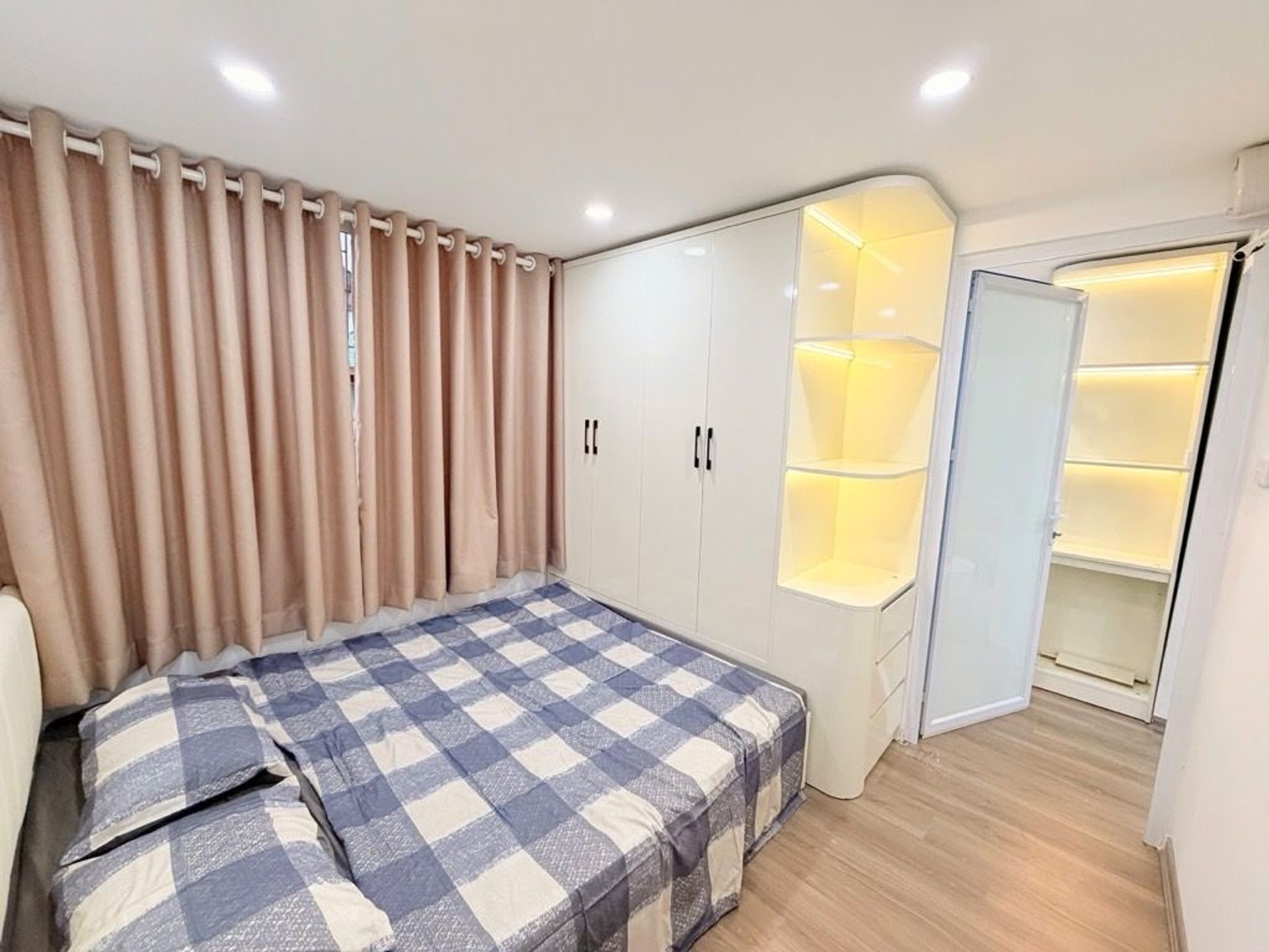 Bán nhà Giải Phóng - diện tích 80m2 1 tầng - Sổ đỏ chính chủ - giá 4,35 tỷ