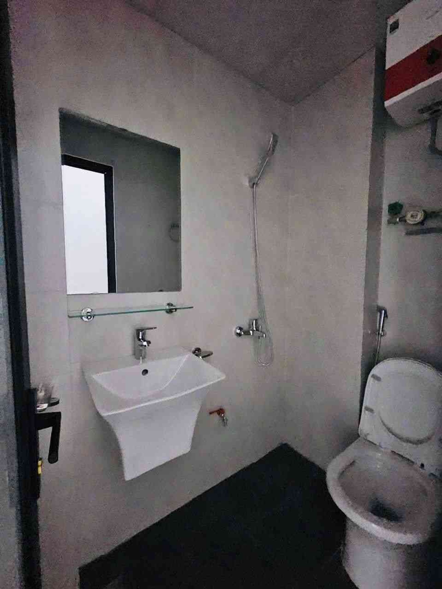 Bán nhà Thanh Nhàn - diện tích 82m2 6 tầng - Lô góc, ngõ ô tô đỗ cửa - giá 25 tỷ
