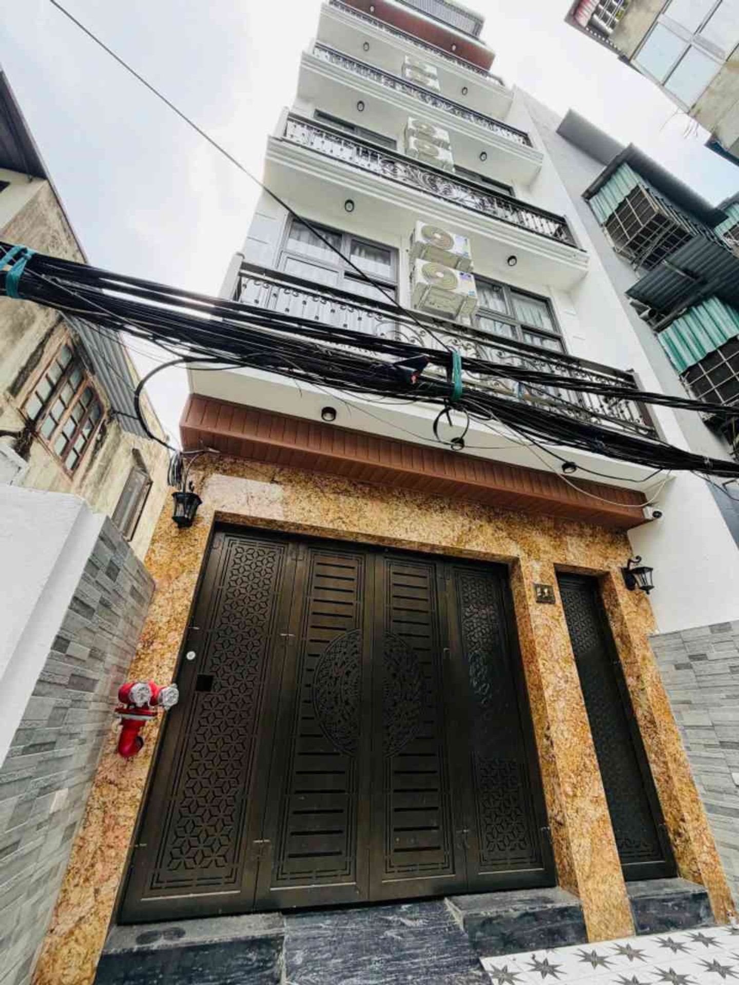 Bán nhà Thanh Nhàn - diện tích 82m2 6 tầng - Lô góc, ngõ ô tô đỗ cửa - giá 25 tỷ