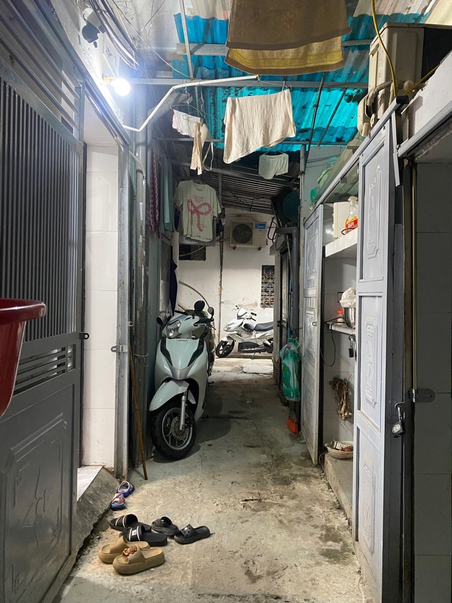 Bán nhà Nguyễn Trãi - diện tích 50m2 1 tầng - Căn hộ tập thể tầng 1, gần nhiều trường đại học - giá 3,15 tỷ