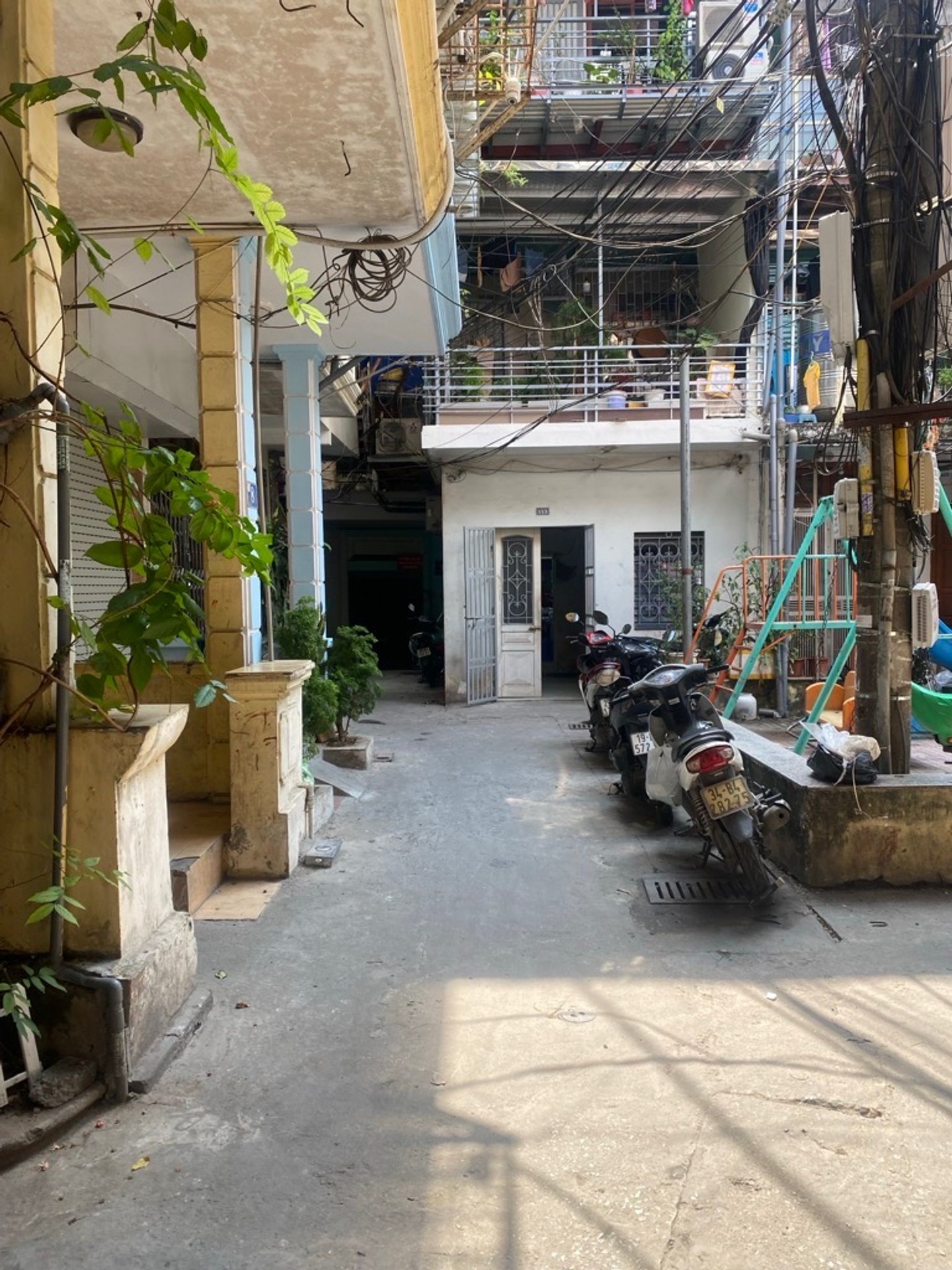 Bán nhà Nguyễn Trãi - diện tích 50m2 1 tầng - Căn hộ tập thể tầng 1, gần nhiều trường đại học - giá 3,15 tỷ