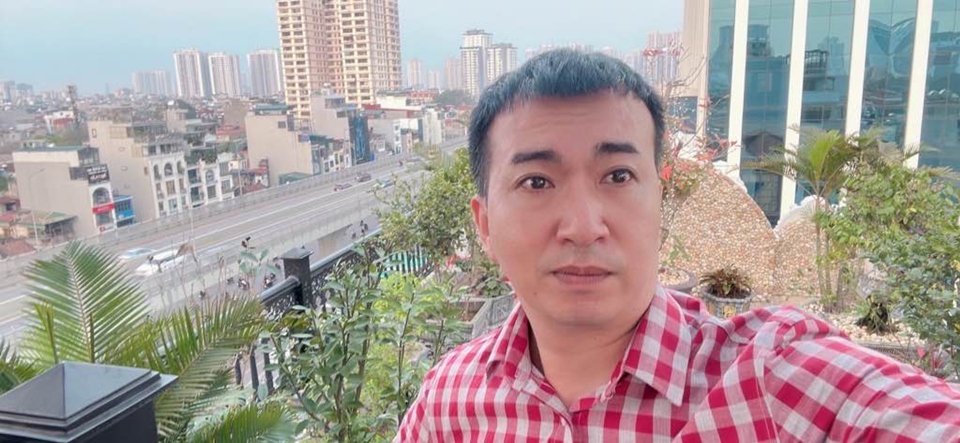 Bán nhà Bạch Mai - diện tích 190m2 9 tầng - Ô tô tránh - giá 180 tỷ