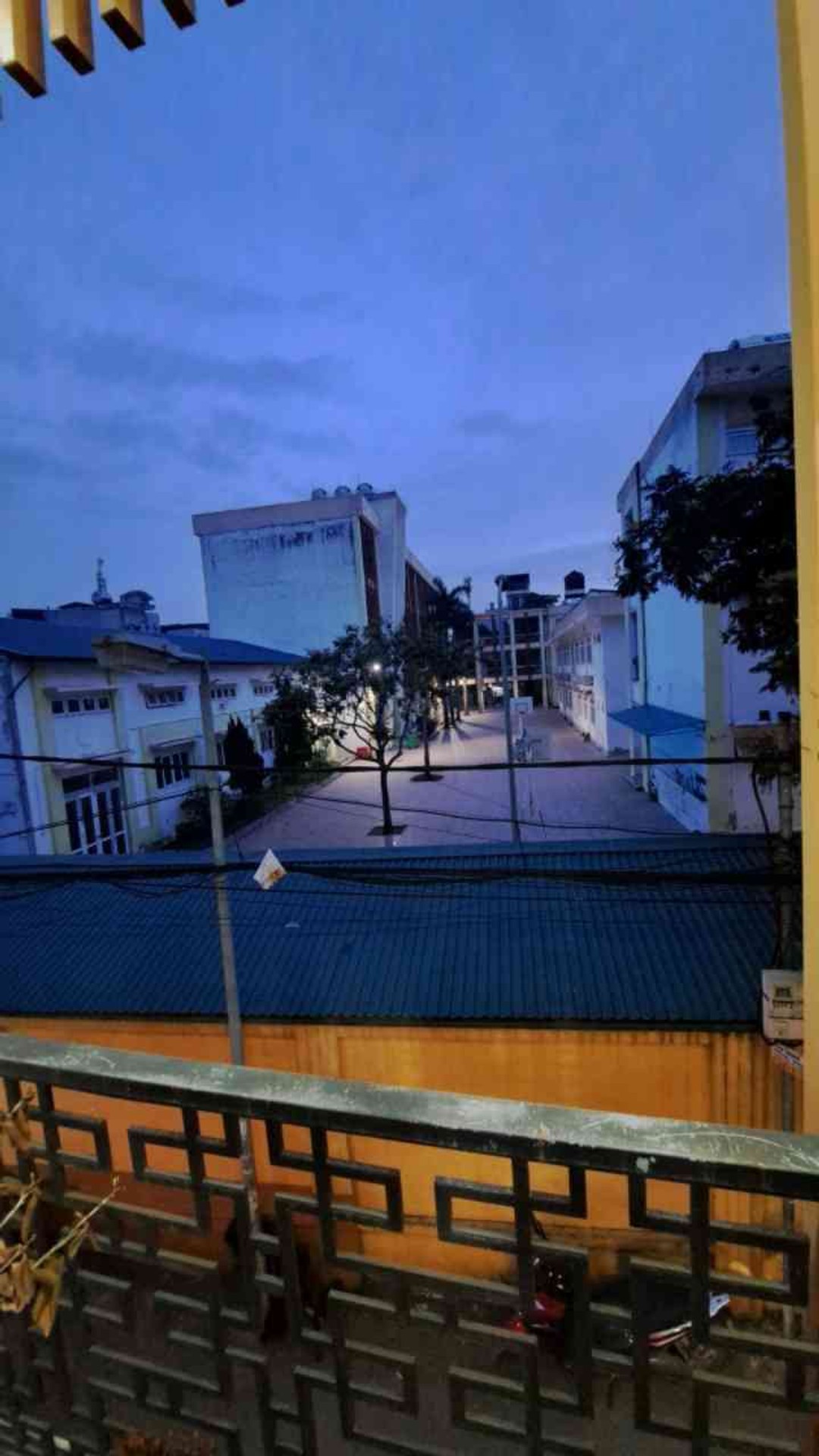 Bán nhà Đông Thiên - diện tích 48m2 4 tầng - Nhà đẹp, vị trí trung tâm - giá 18 tỷ