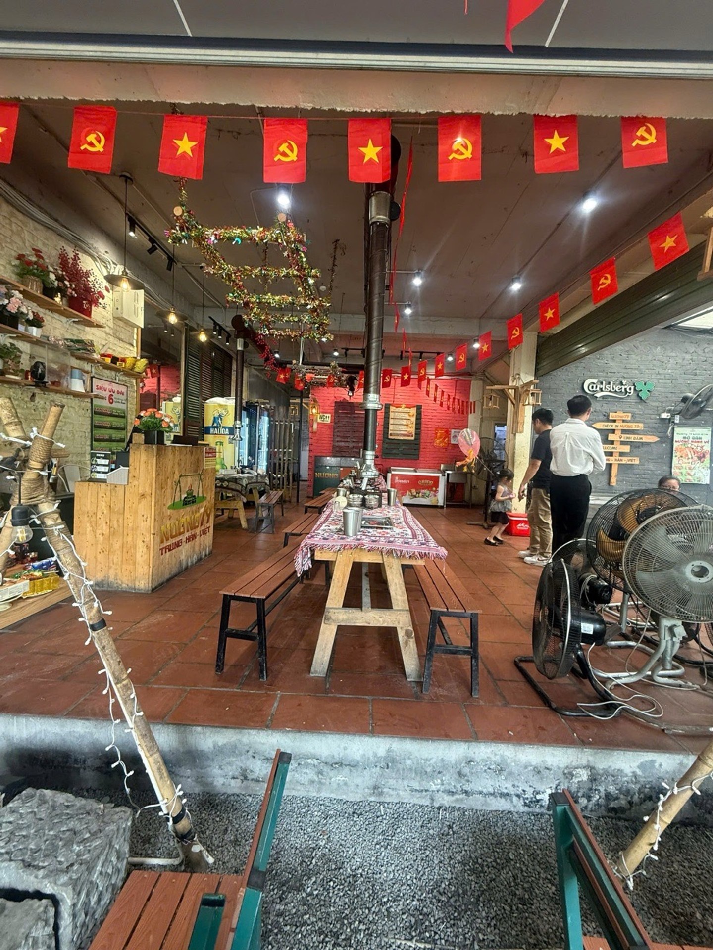 Bán nhà Linh Đàm - diện tích 263m2 4 tầng - Biệt Thư ViP Tây Nam - giá 147 tỷ