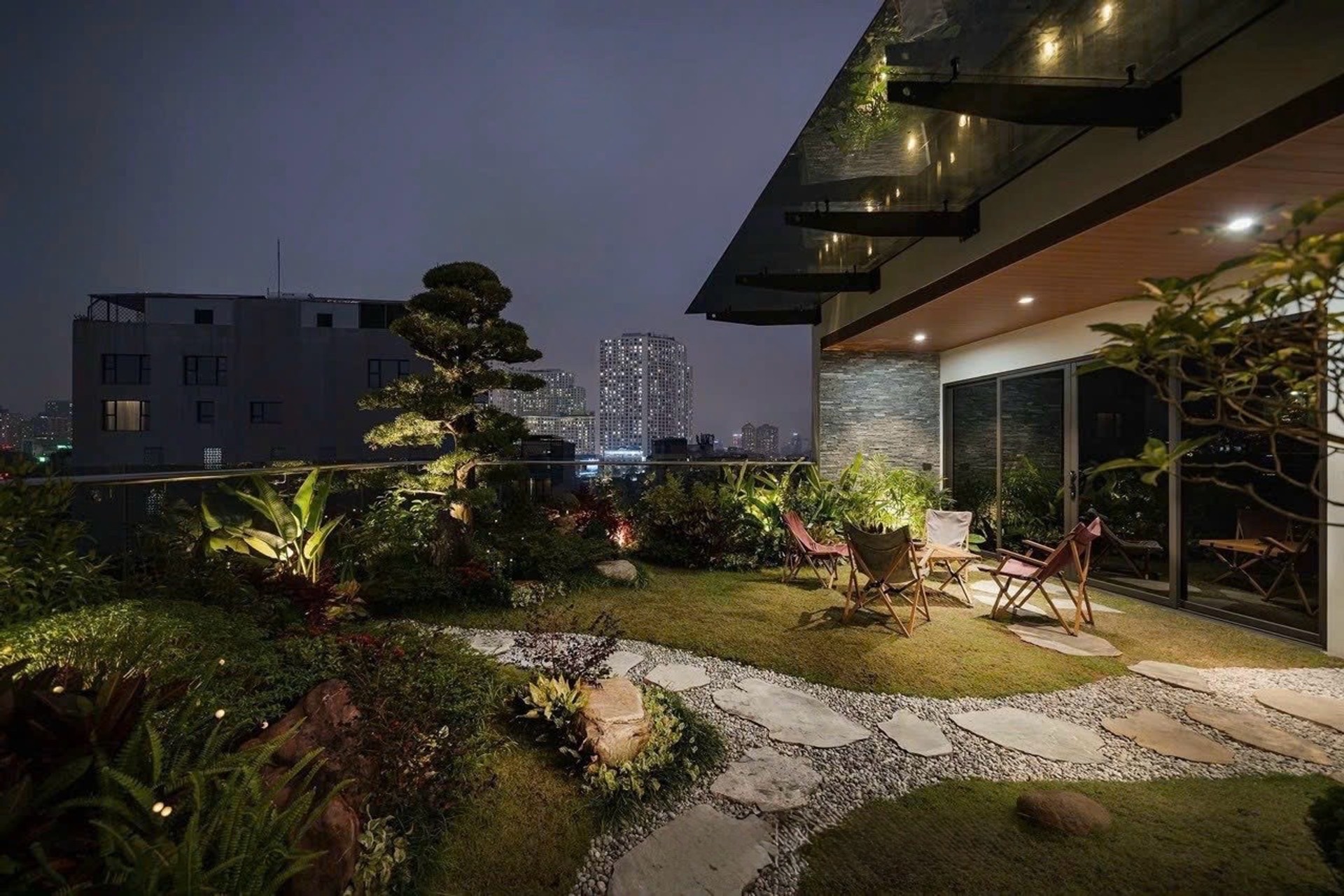 Bán nhà Tô Vĩnh Diện - diện tích 80m2 7 tầng - ô tô tránh - giá 41,8 tỷ