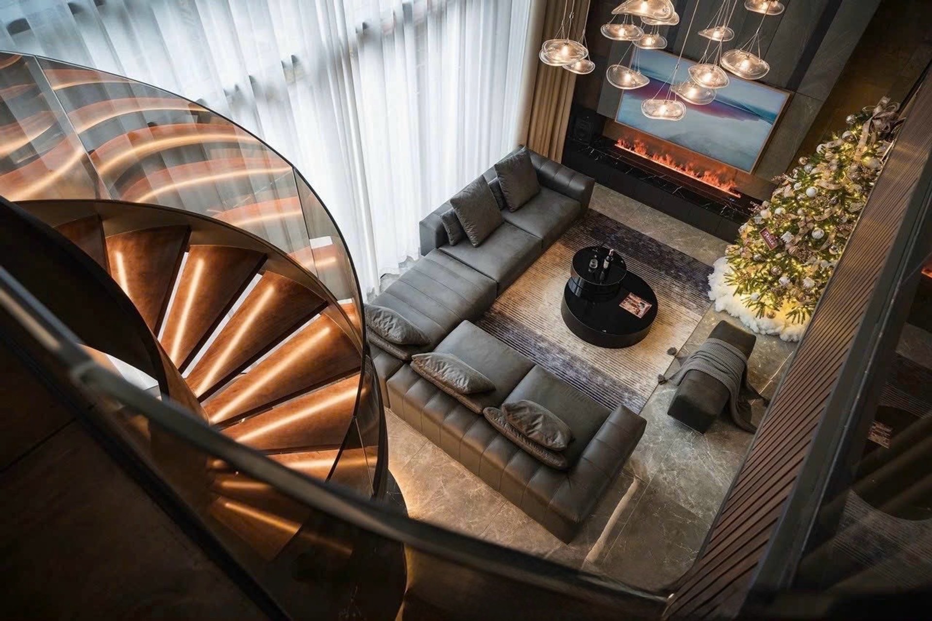 Bán nhà Tô Vĩnh Diện - diện tích 80m2 7 tầng - ô tô tránh - giá 41,8 tỷ