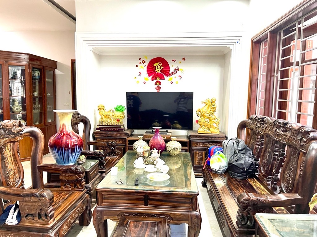 Bán nhà Tam Trinh - diện tích 140.8m2 3 tầng - Nhà đẹp nội thất đồ gỗ nhập khẩu - giá 50 tỷ