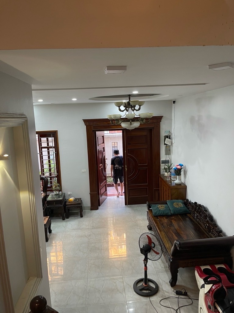 Bán nhà Tam Trinh - diện tích 140.8m2 3 tầng - Nhà đẹp nội thất đồ gỗ nhập khẩu - giá 50 tỷ