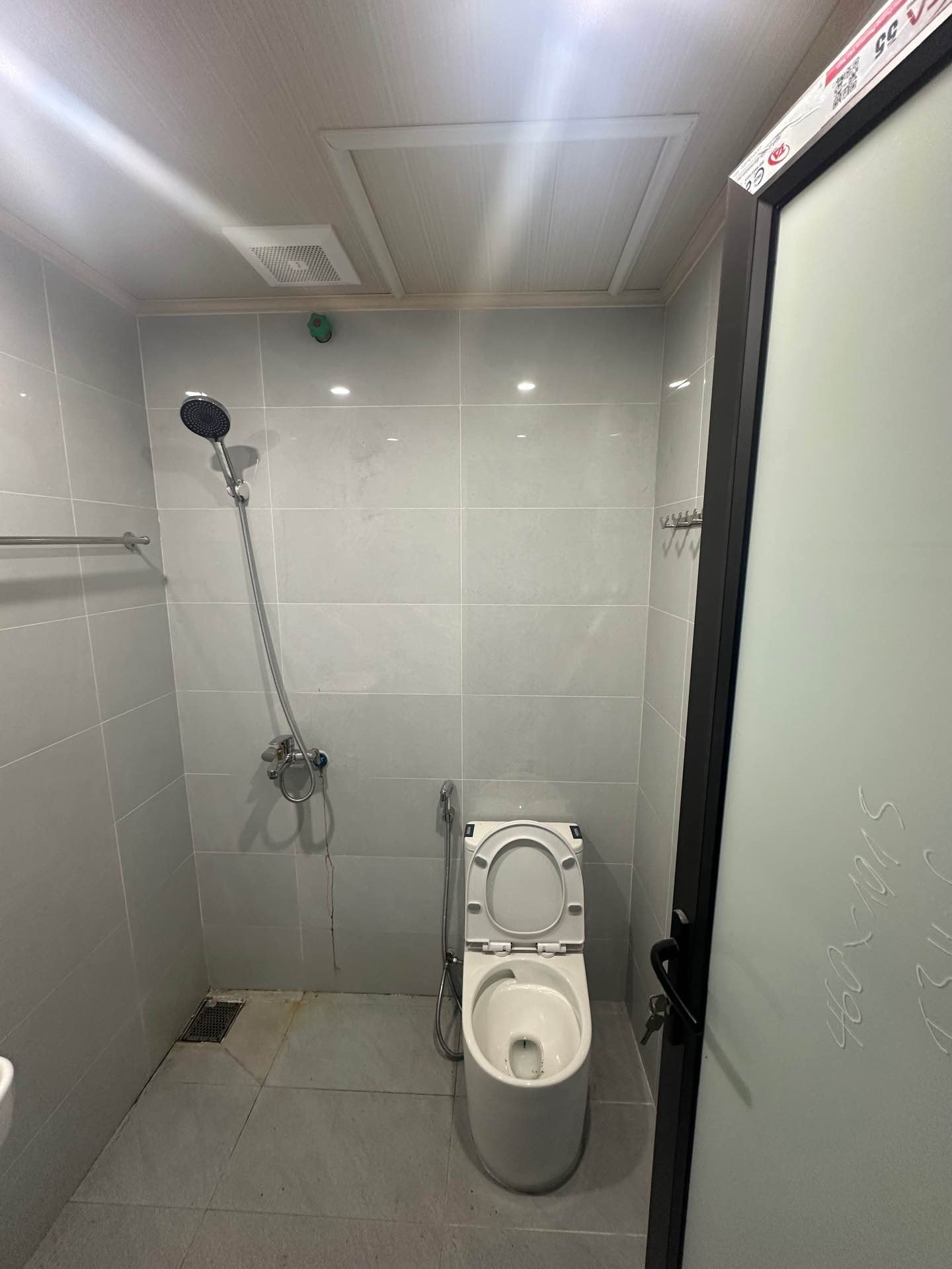 Bán nhà Lê Trọng Tấn - diện tích 80m2 4 tầng - Lô góc thoáng sáng - giá 8,1 tỷ