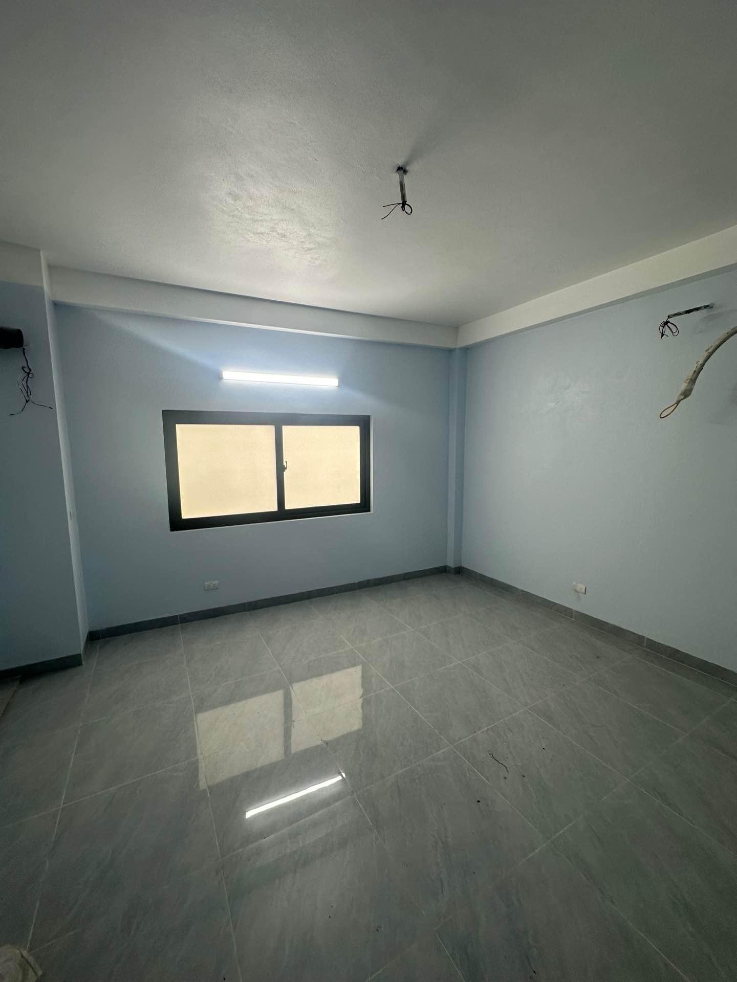 Bán nhà Lê Trọng Tấn - diện tích 80m2 4 tầng - Lô góc thoáng sáng - giá 8,1 tỷ