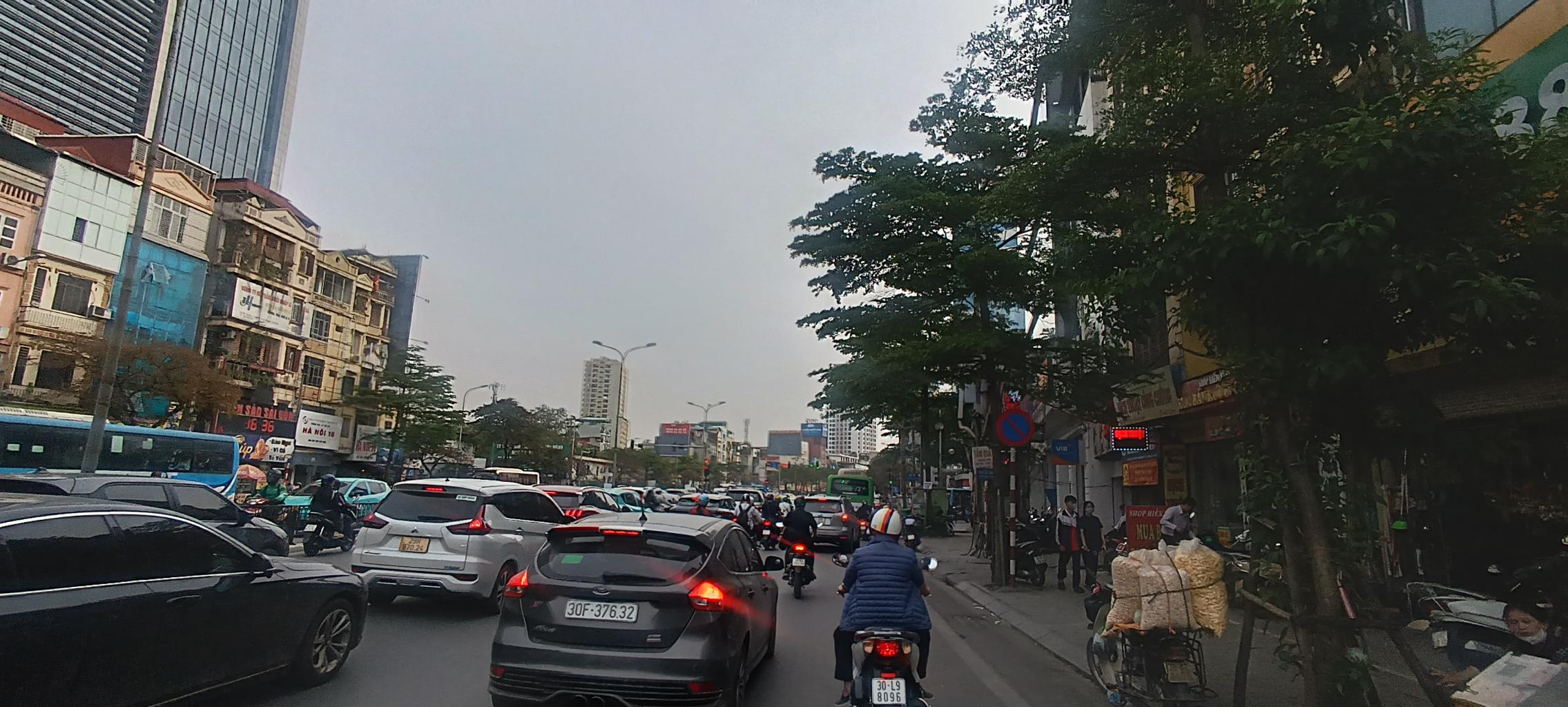 Bán nhà Thái Thịnh - diện tích 83.8m2 4 tầng - Mặt phố hiếm nhà bán - giá 31 tỷ