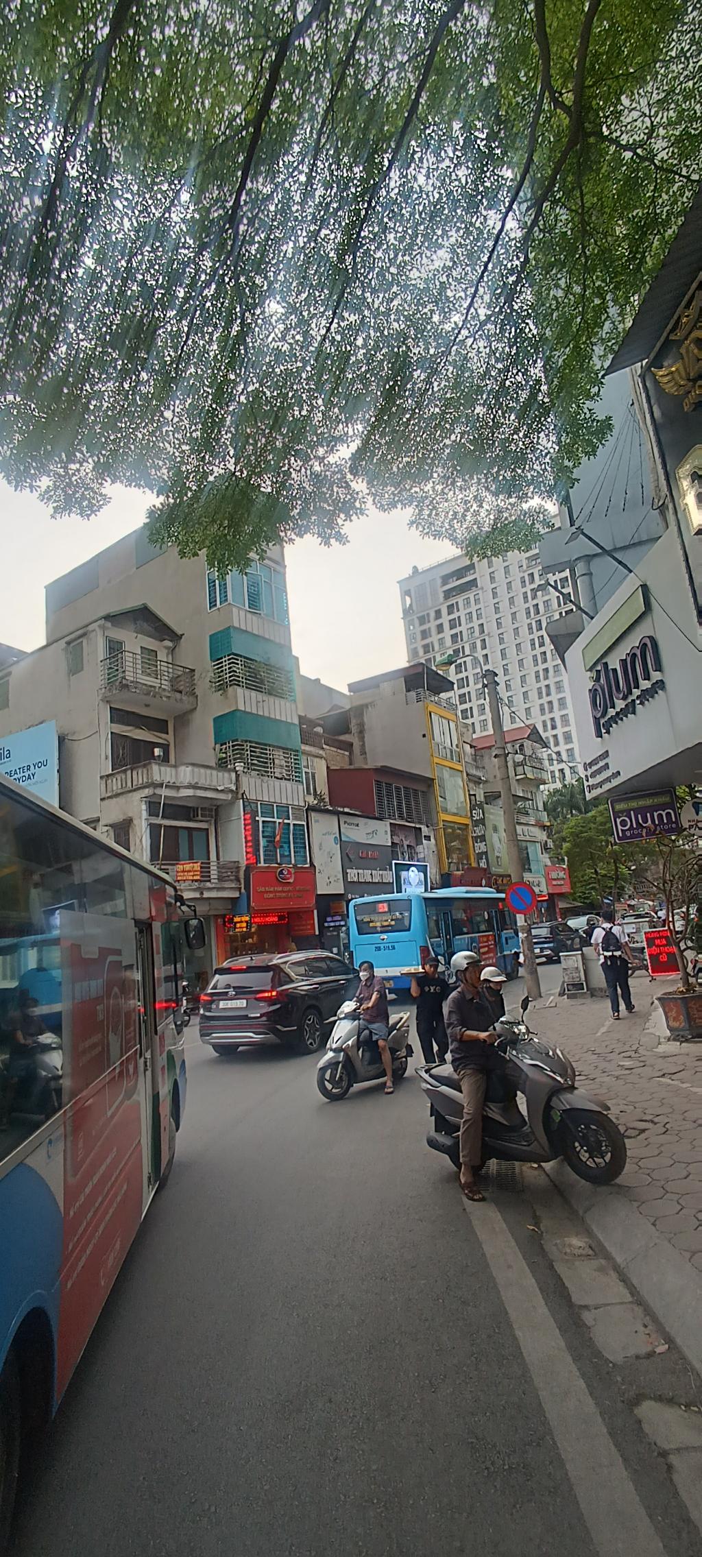 Bán nhà Thái Thịnh - diện tích 83.8m2 4 tầng - Mặt phố hiếm nhà bán - giá 31 tỷ