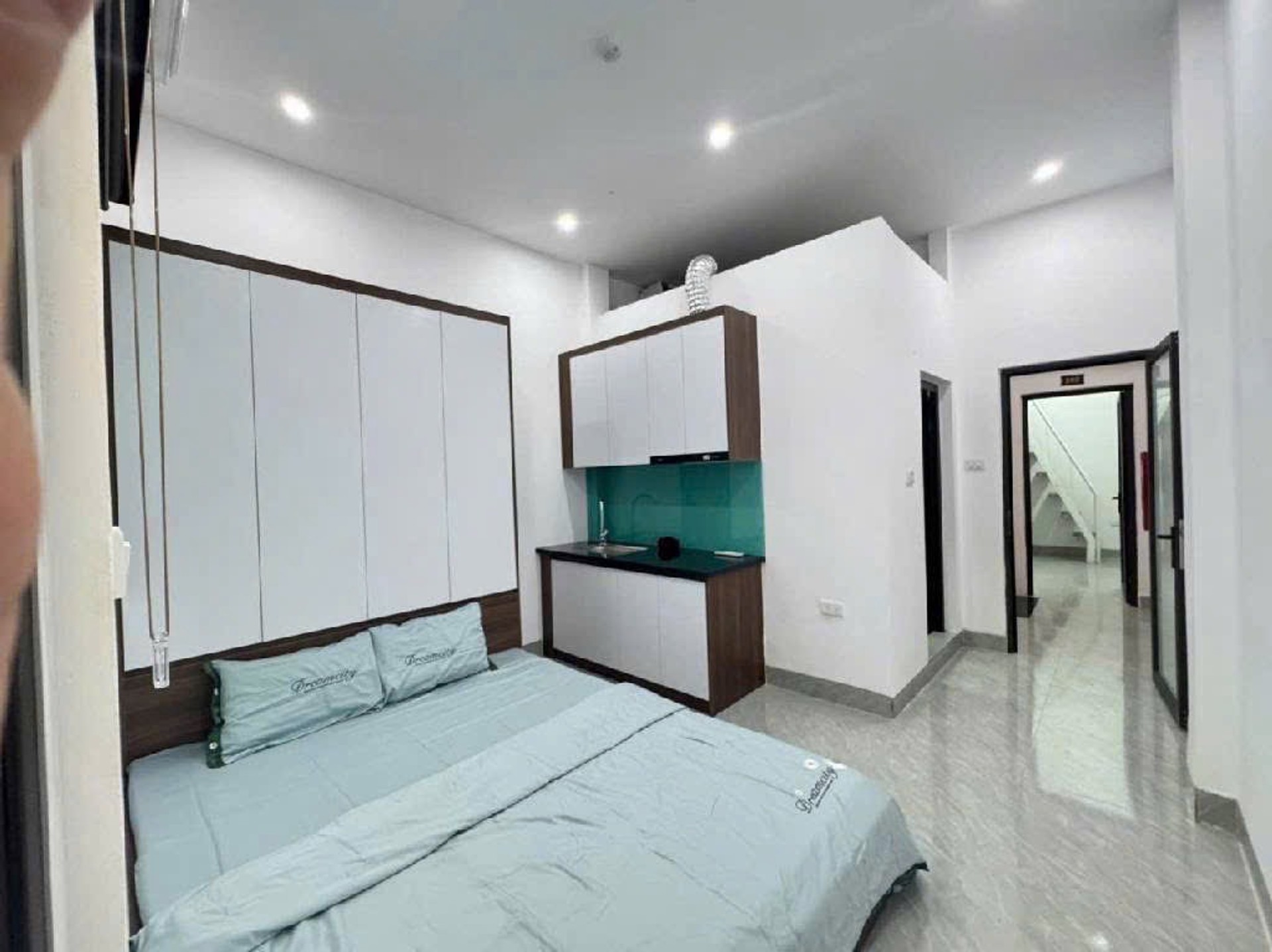 Bán nhà Định Công Thượng - diện tích 40m2 4 tầng - Nhà dòng tiền - giá 10 tỷ