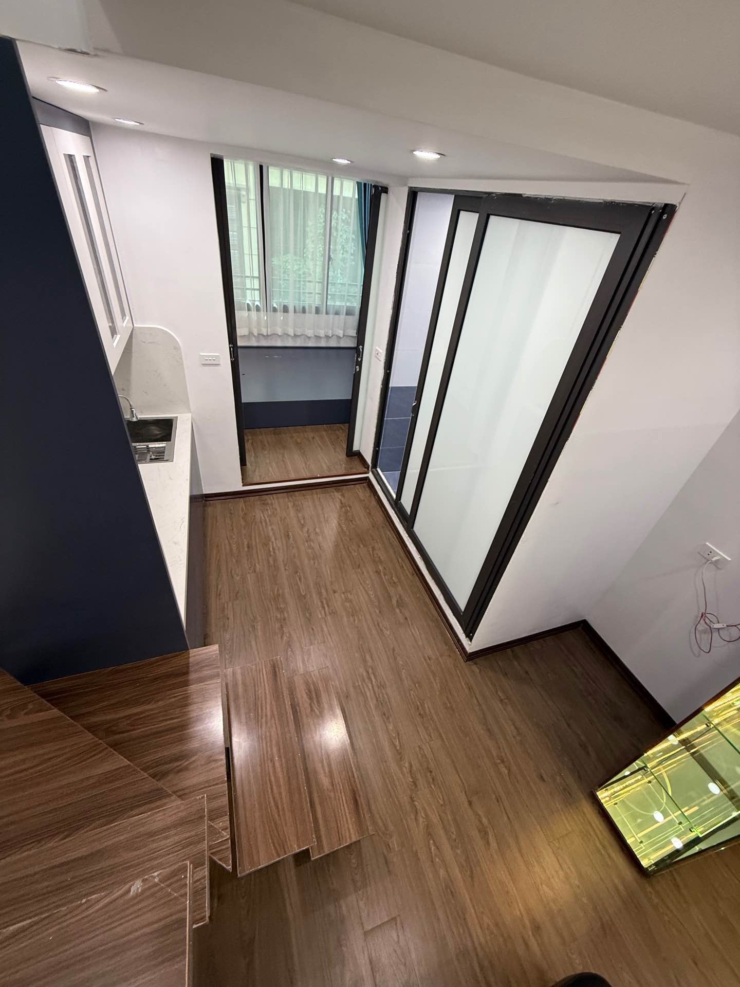 Bán nhà Tập thể Dệt Phố 8/3 - diện tích 95m2 2 tầng - Gần trường mầm non, chợ - giá 3,78 tỷ