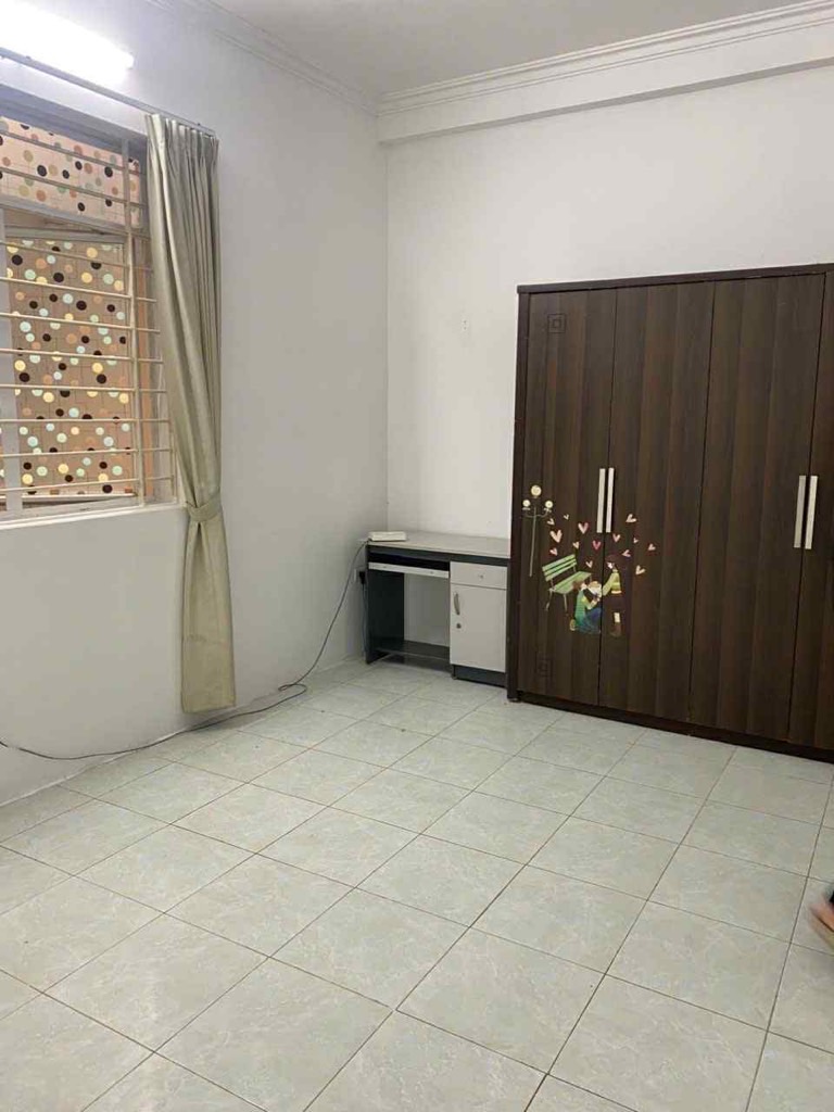 Bán nhà Bạch Mai - diện tích 41m2 3 tầng - Ô TÔ SÁT NHÀ - giá 9,5 tỷ