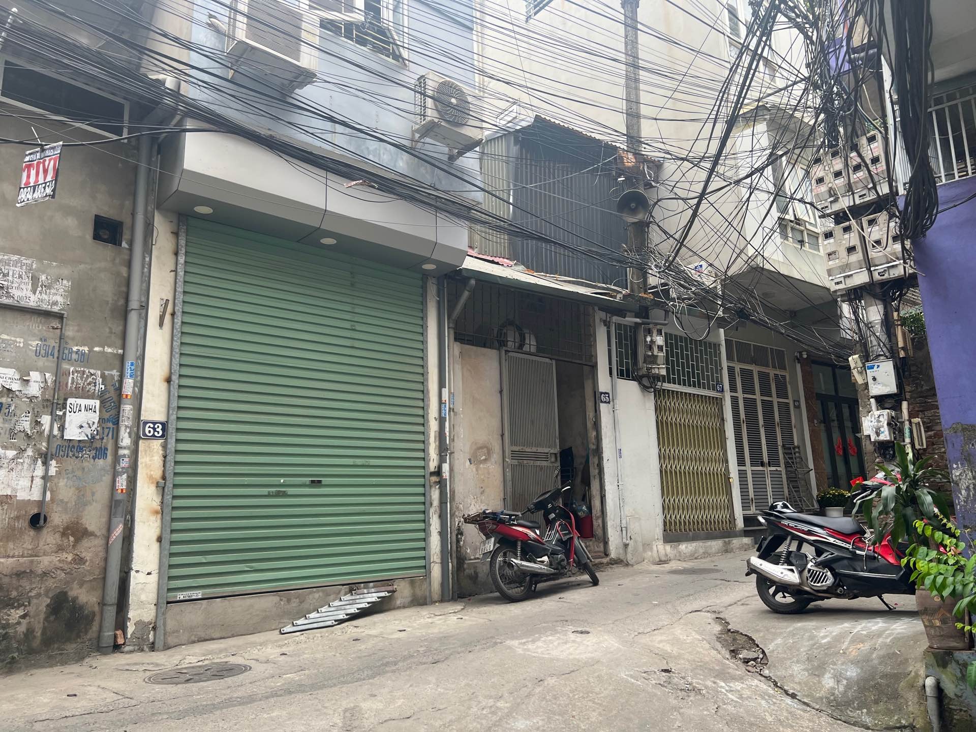Bán nhà Trần Khát Chân - diện tích 35m2 2 tầng - Ngõ thông kinh doanh - giá 8 tỷ