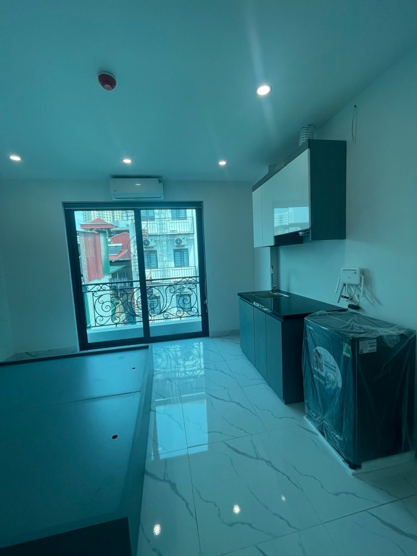 Bán nhà Lĩnh Nam - diện tích 50m2 6 tầng - Nhà mới, cho thuê 50tr/tháng - giá 12,5 tỷ